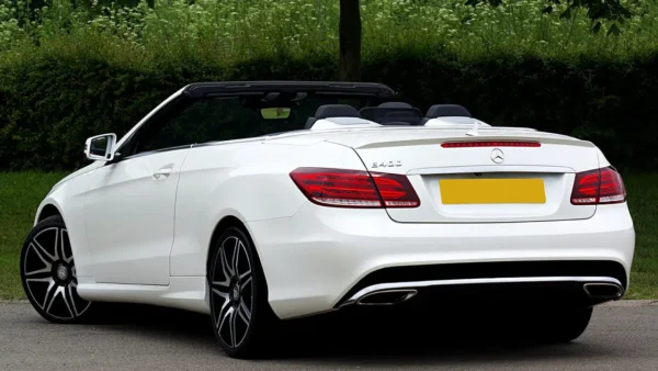 Mercedes-Benz E 400 Cabriolet - Image 4